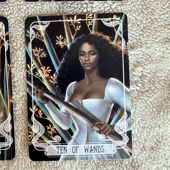 🧚 Serpent & Dove Mug and Tarot cards | Fairyloot - Picture 9 of 11